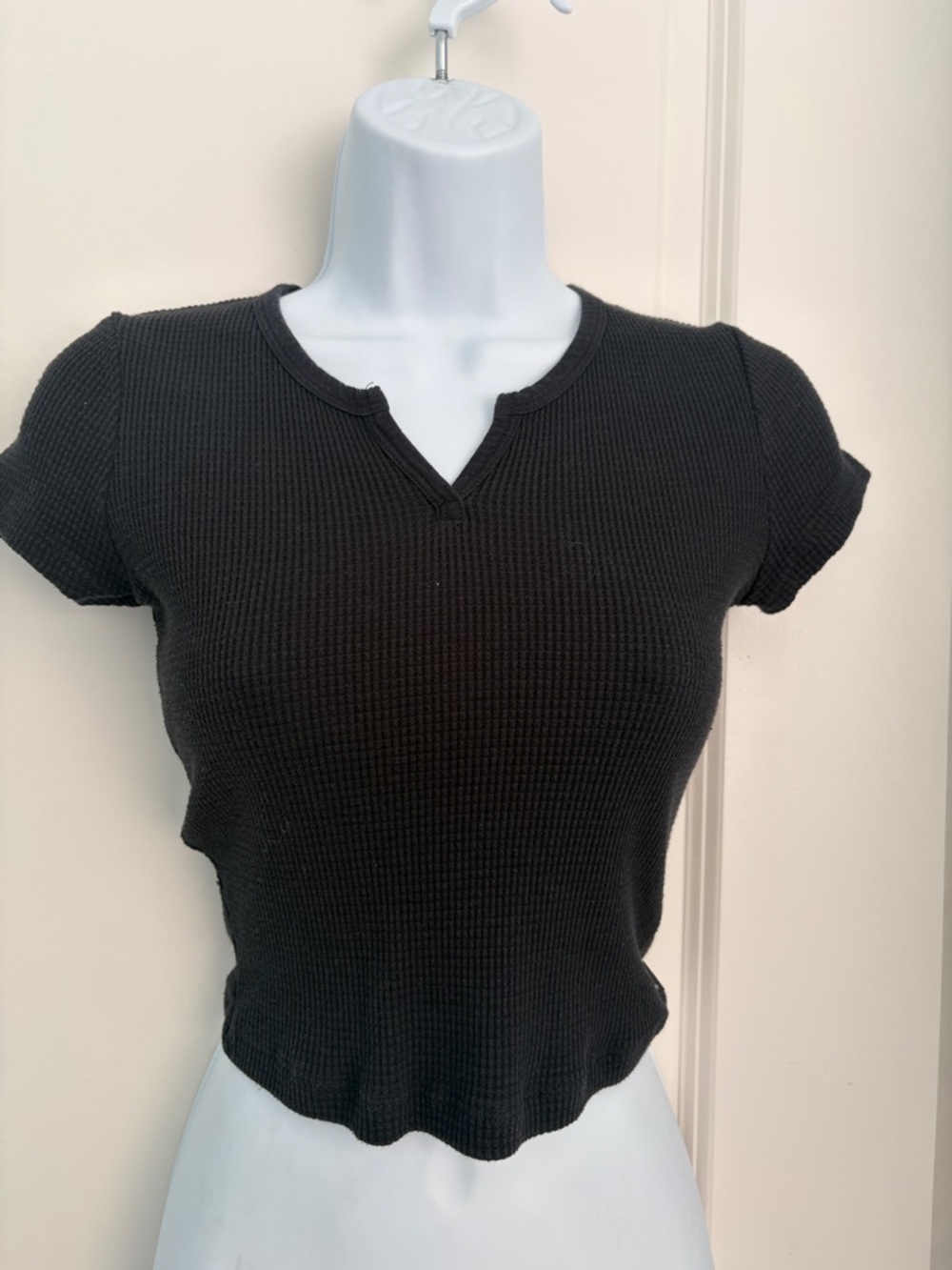 TNA Black Waffle Knit Short Sleeve Notch-Neck Tee